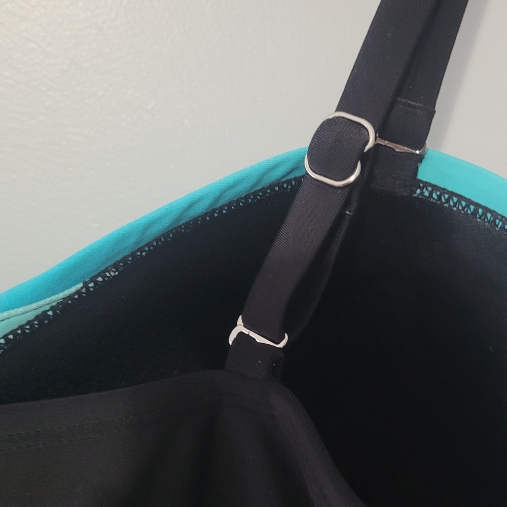 Sonnet Shores Front One Piece Swimsuit Blue Black Size 10 Ombre Twist Front - Picture 3 of 5